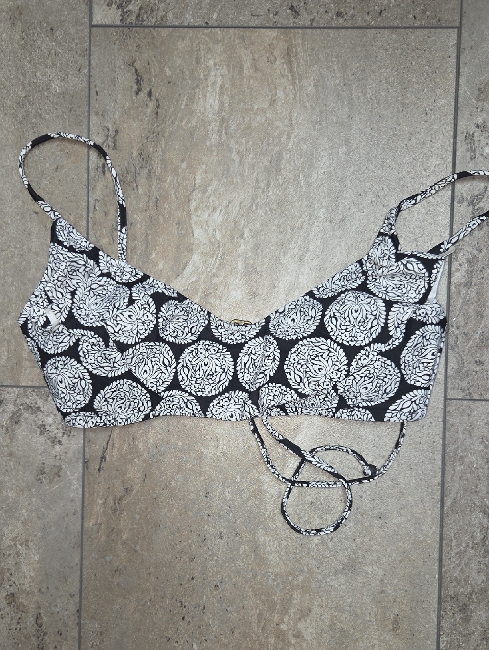 STYLUS Black & White Floral Bikini Bralette